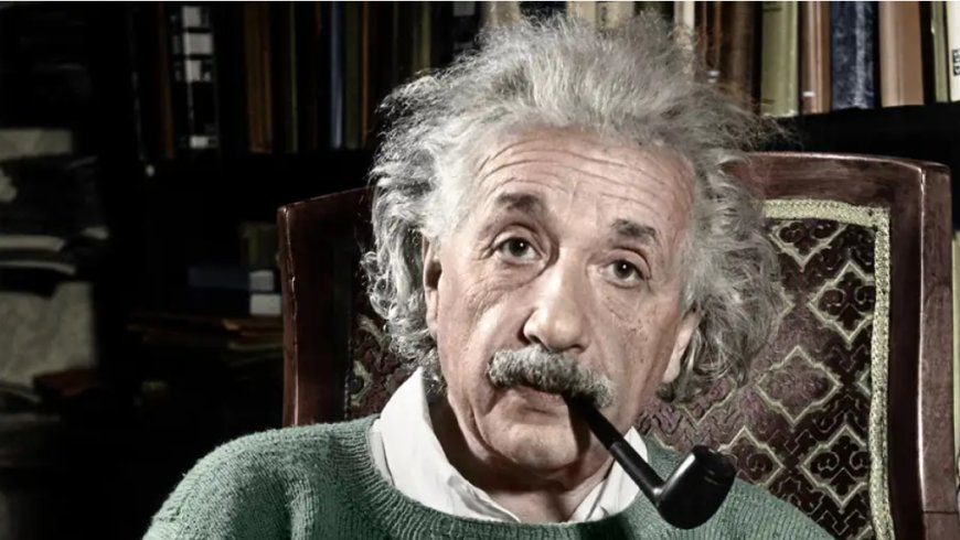 अल्बर्ट आइंस्टीन का जीवन परिचय, इतिहास | Albert Einstein Biography in Hindi